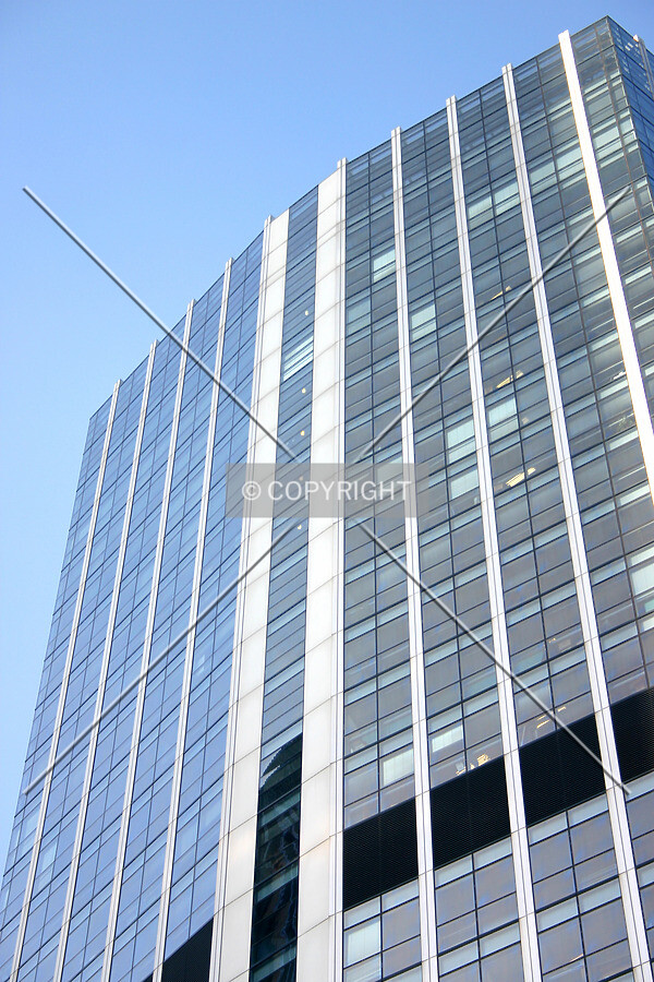 Looking up at the façade from Bishopsgate