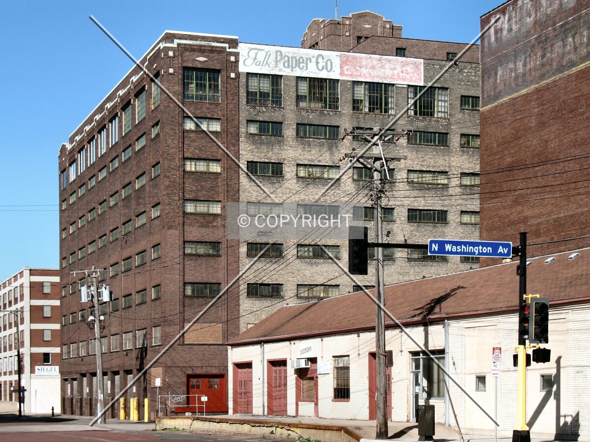 View to the southwest along 6th Avenue North