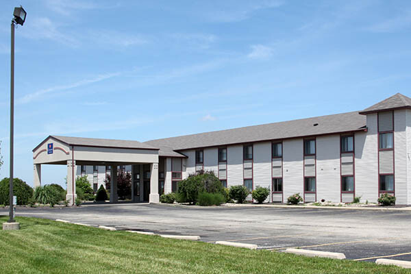 Centerstone Inn & Suites Carlyle Lake