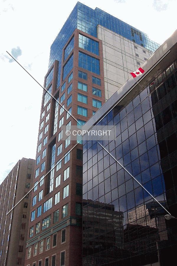 View of the north facade from Laurier Street