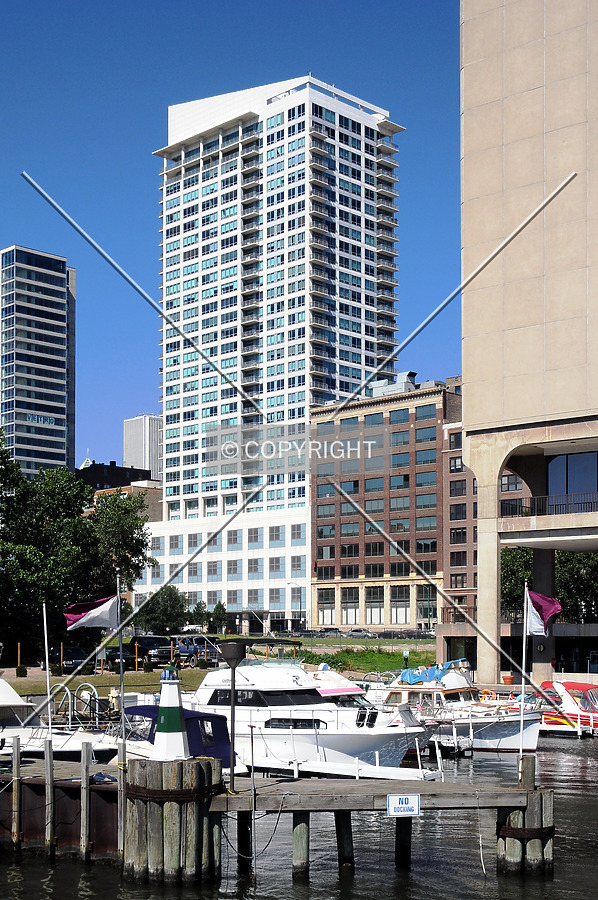 View from the south west along the Chicago River