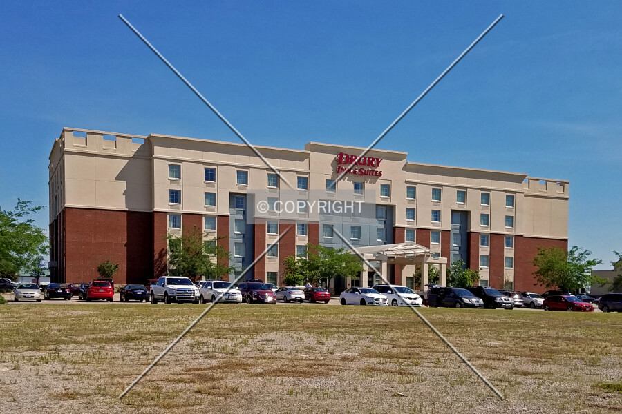 Drury Inn & Suites
