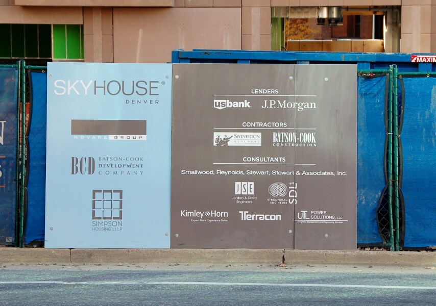 893-990-282