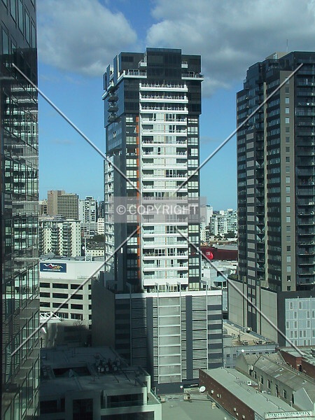 Photo 897-311-783