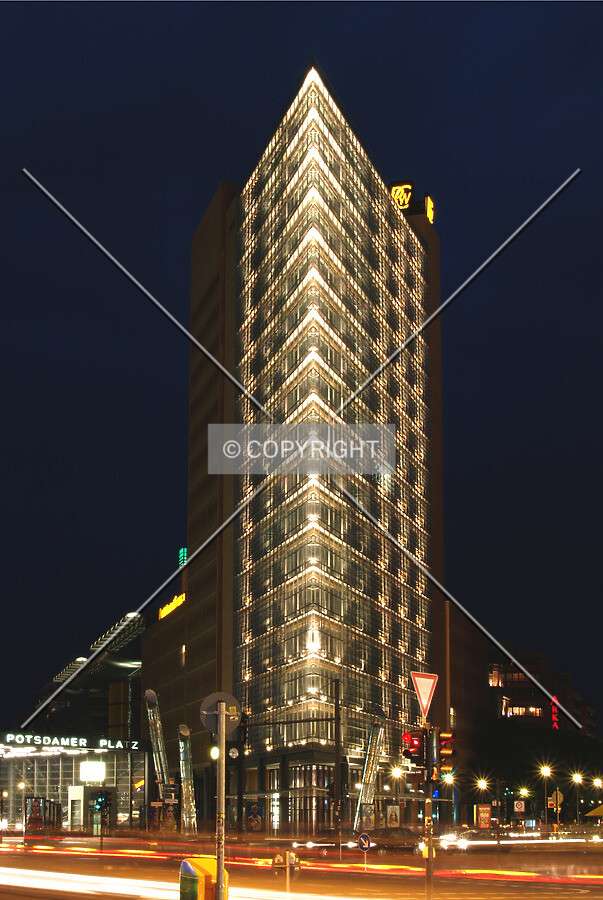 Night view from Potsdamer Platz