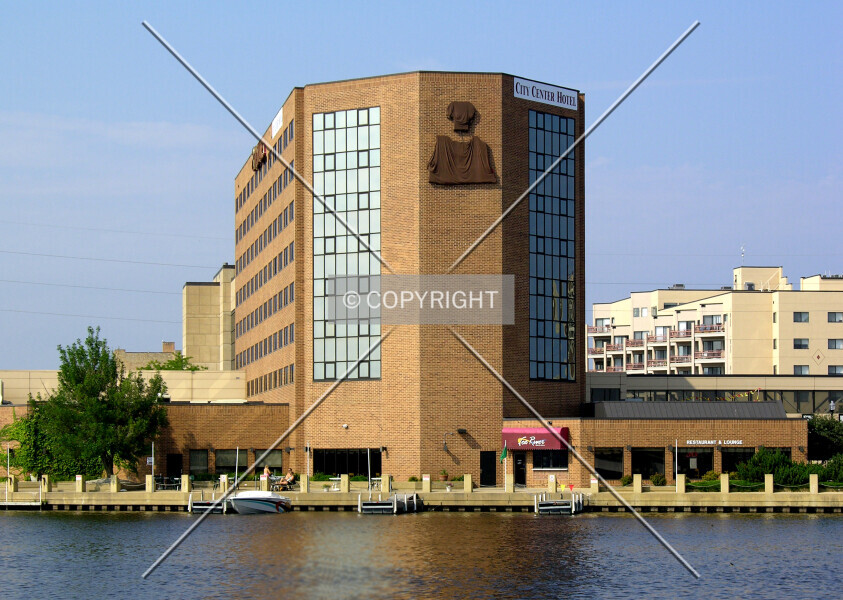 Best Western Premier Waterfront Hotel