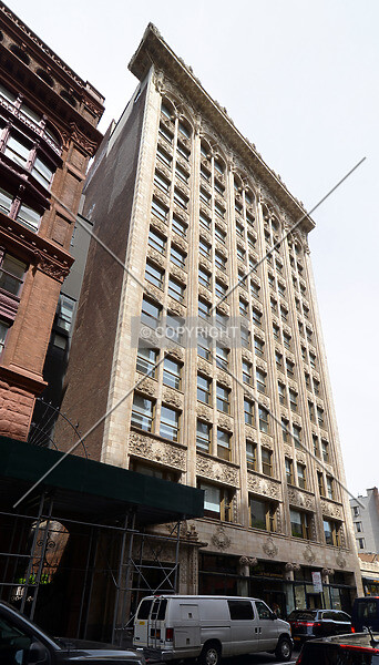 Photo 907-199-402
