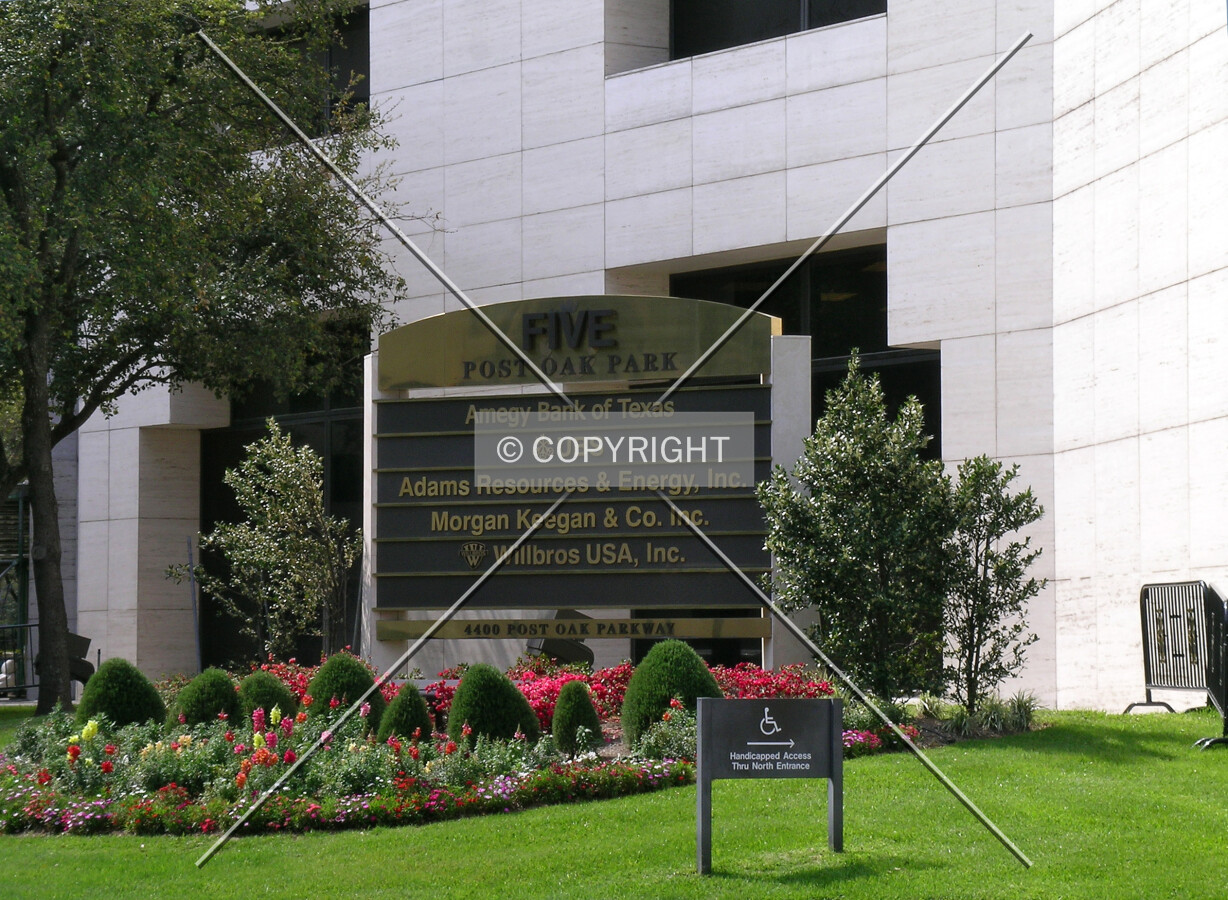Building sign