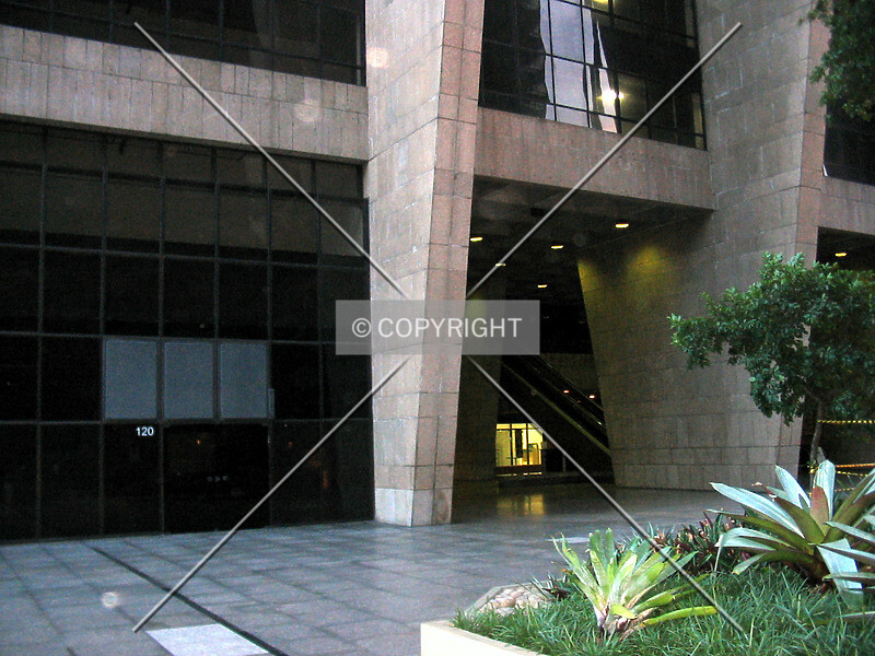 Photo 916-196-016