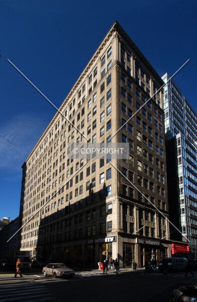 Photo 928-812-573