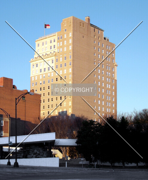 Photo 937-684-389