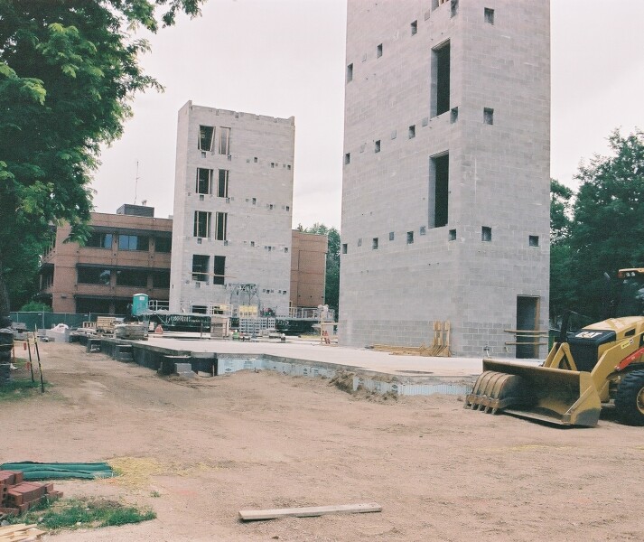 940-024-373