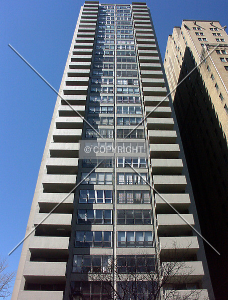 Photo 945-463-789