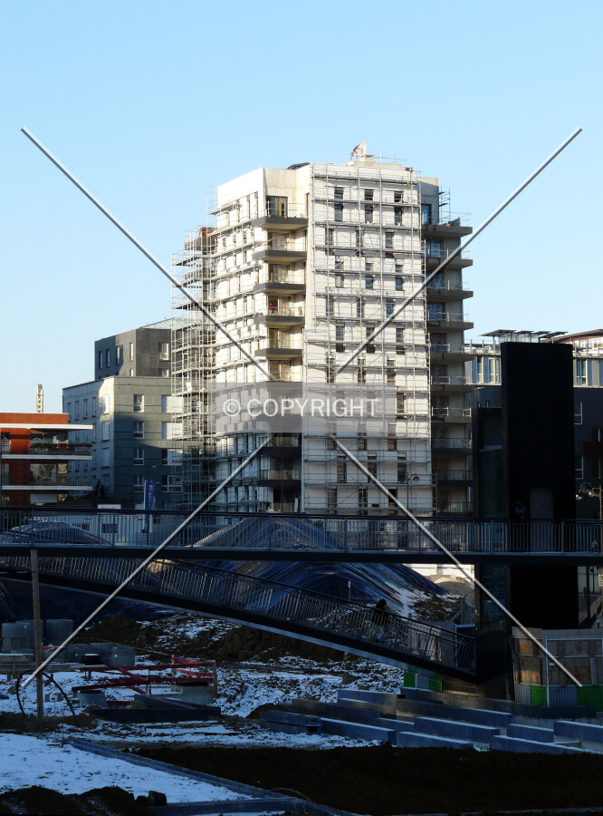 Looking north from Rue Françoise Dolto