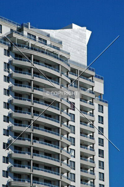 Photo 945-758-416