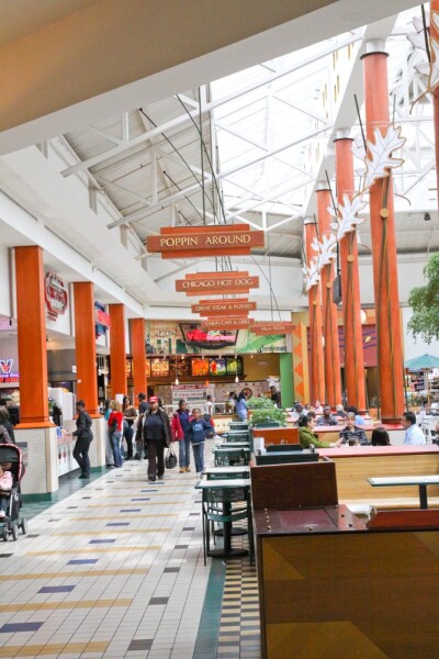 River Oaks Center