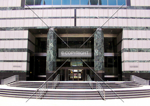 Back entrance at Lake & Franklin