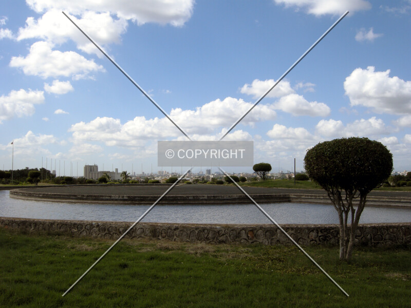 Photo 958-192-923