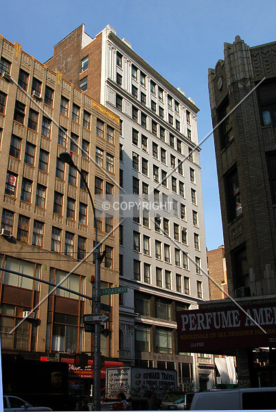 Photo 959-713-702