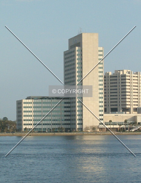 Photo 967-670-483