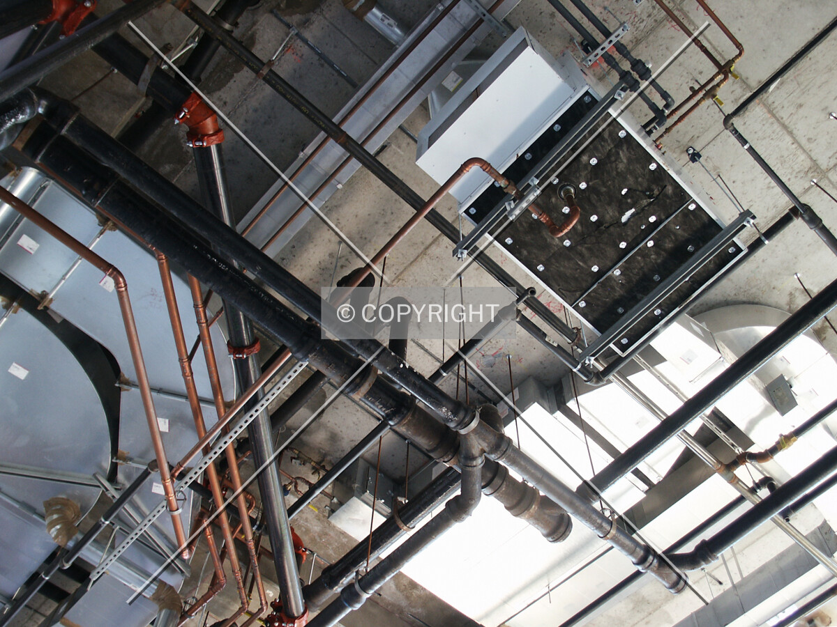 Detail of the 25th floor ceiling