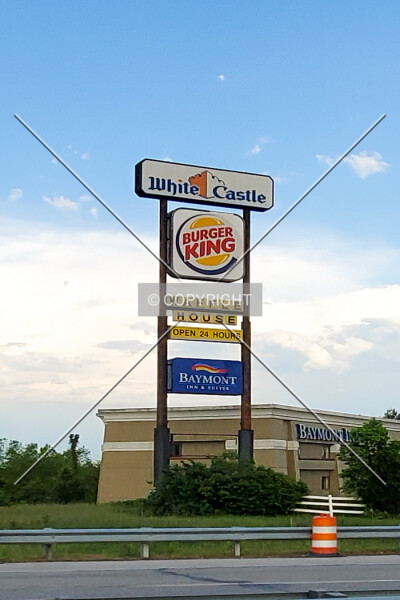 White Castle/Burger King/Waffle House/Baymont Inn Sign