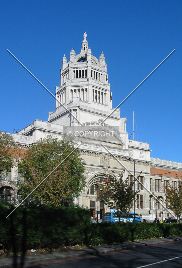 The grand main entrance fronting Cromwell Road