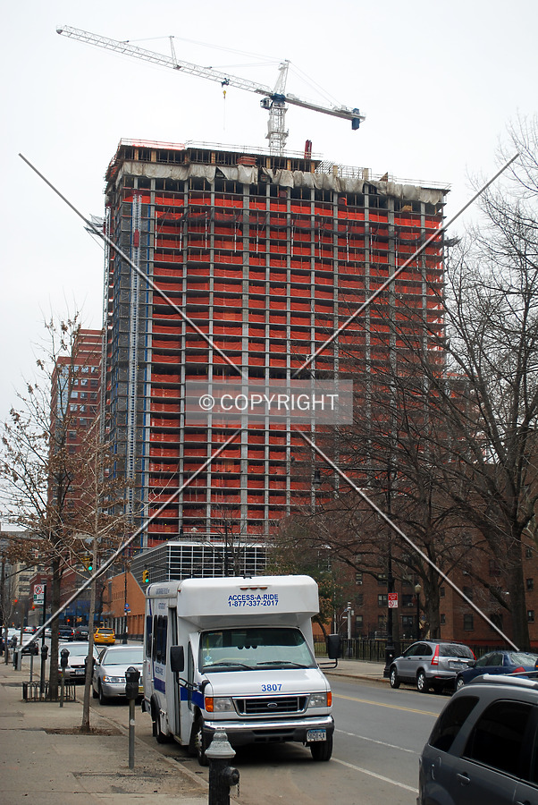 Looking westward along Myrtle Avenue