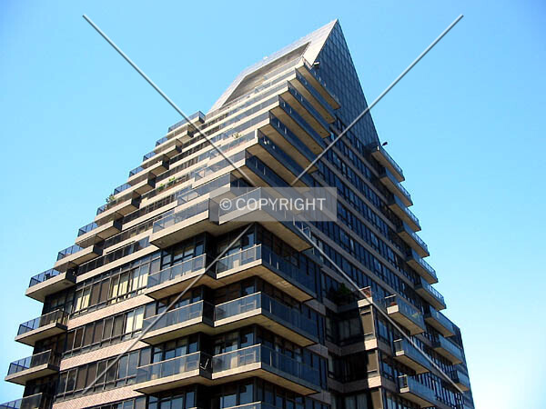 Photo 984-168-099