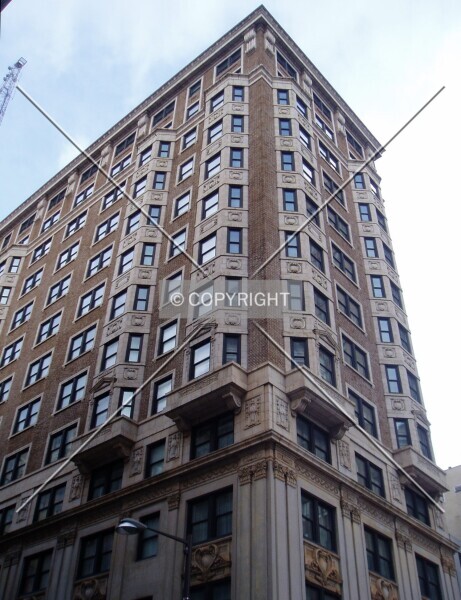 Photo 989-415-933