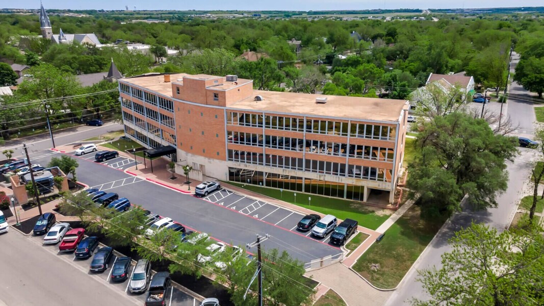 The Georgetonian Office Building