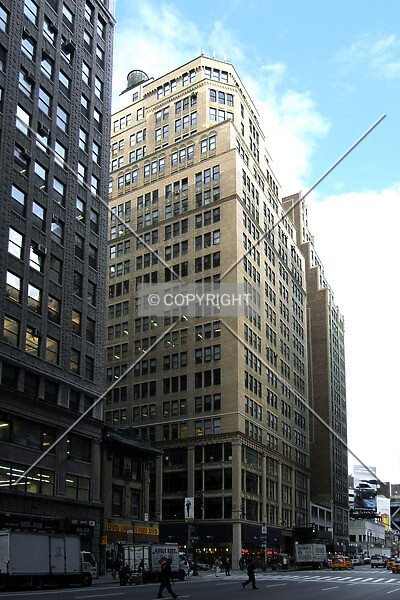Photo 990-762-358