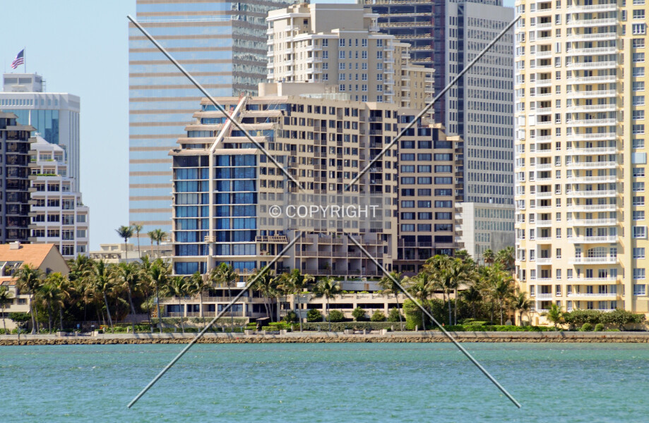 Photo 996-525-436
