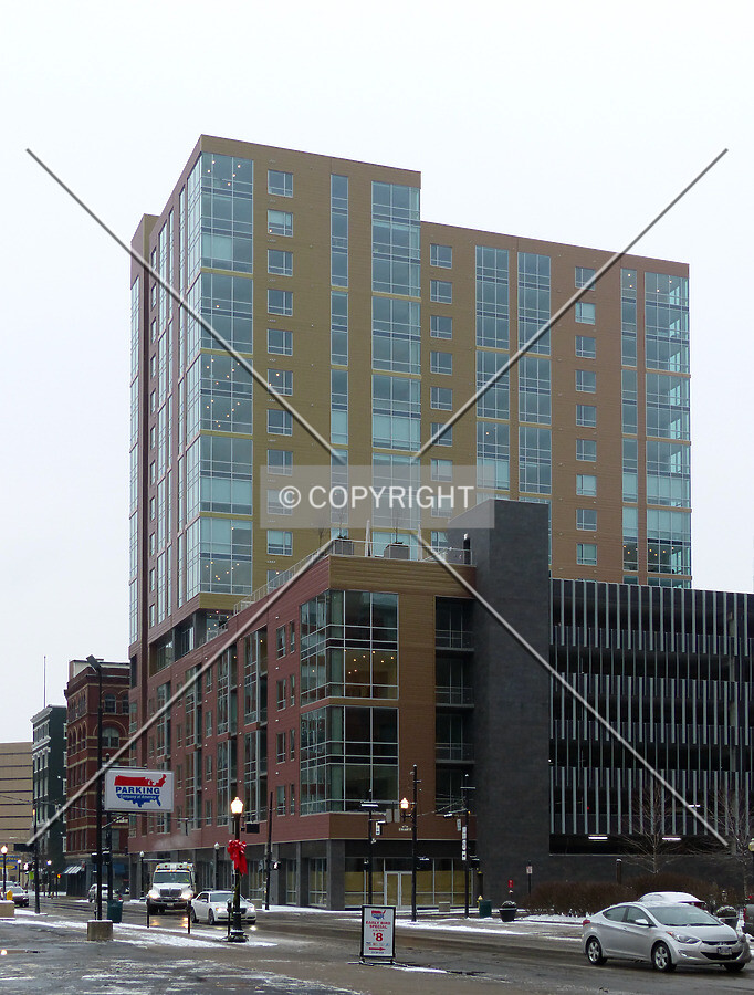 Photo 999-308-422