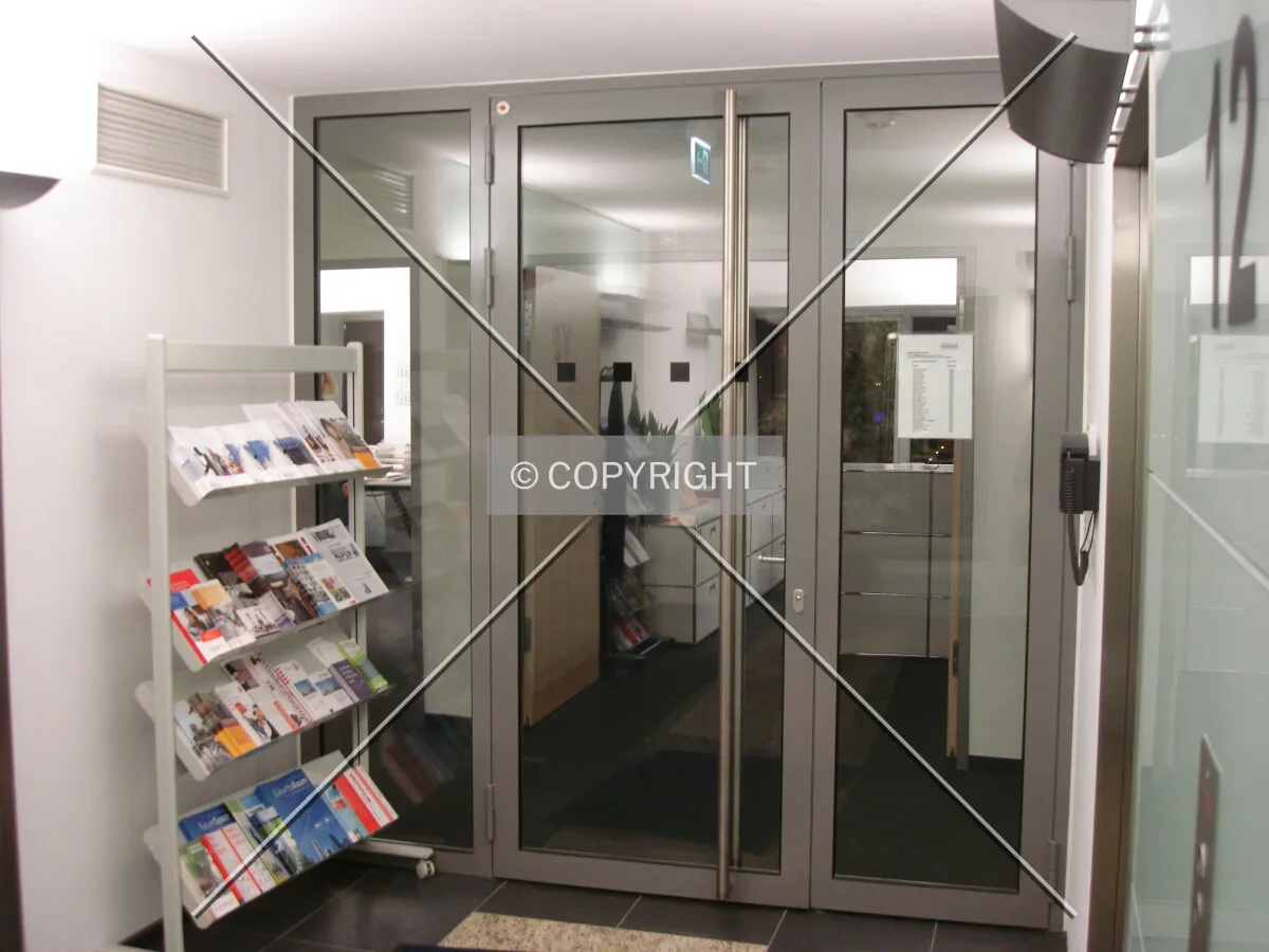 Entrance to a floor unit