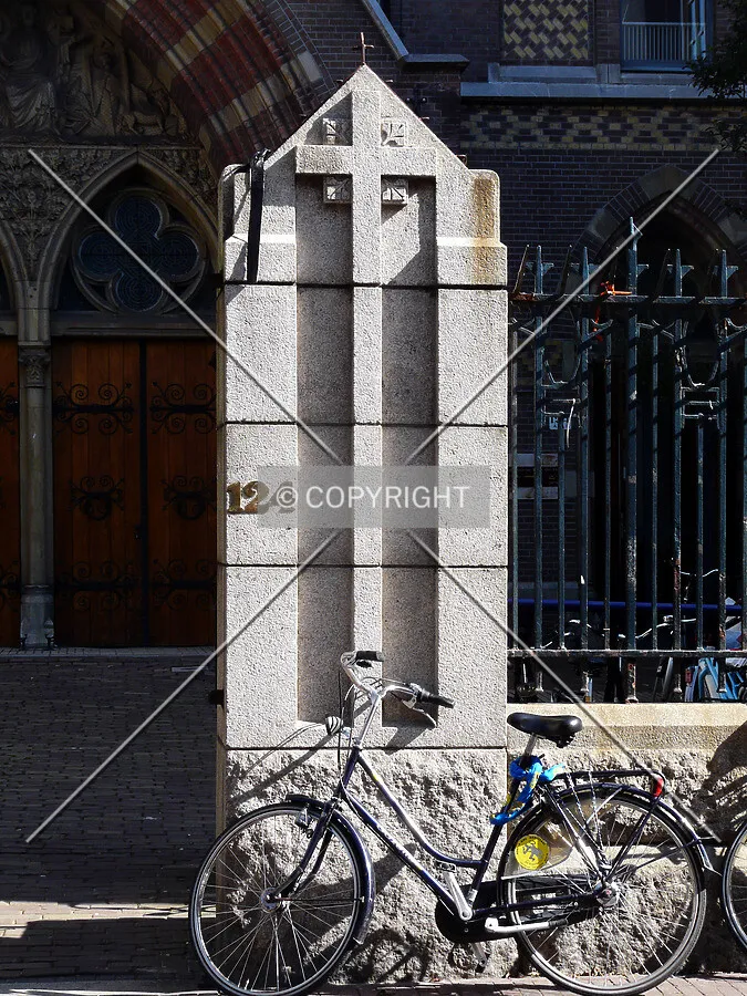 Street number on Haarlemmerstraat