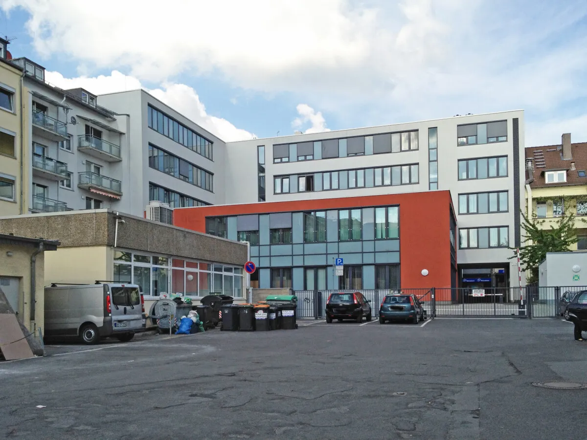 Photo 100-453-783