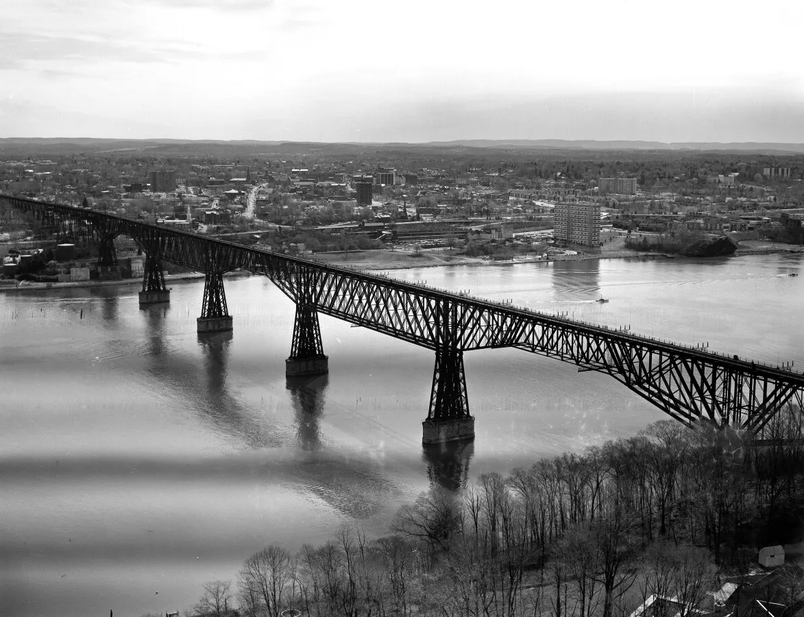 Vintage view from the northwest
