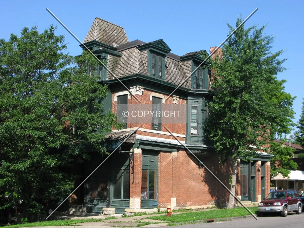 View to the west across Wilson Avenue & Bates Avenue