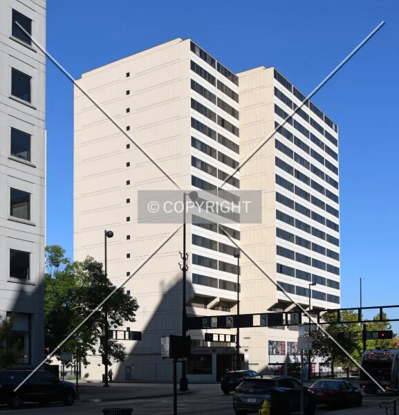 Photo 101-766-058