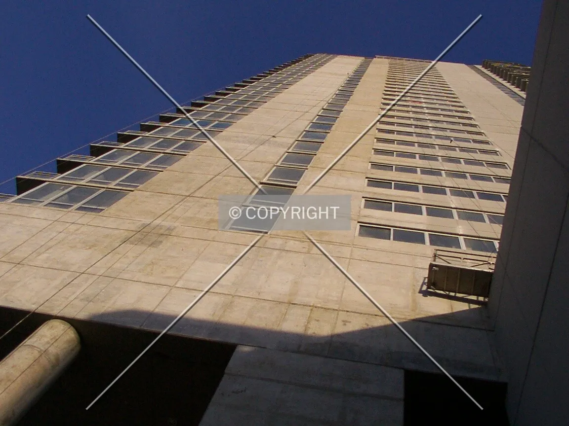 Looking up the north end, west facade; 9 March 2003