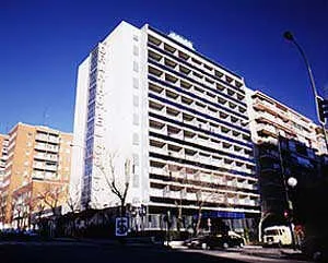 Photo 101-955-442