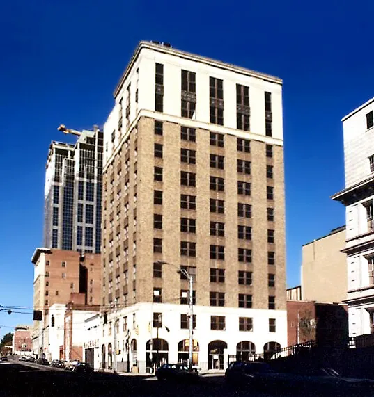 Photo 102-034-512