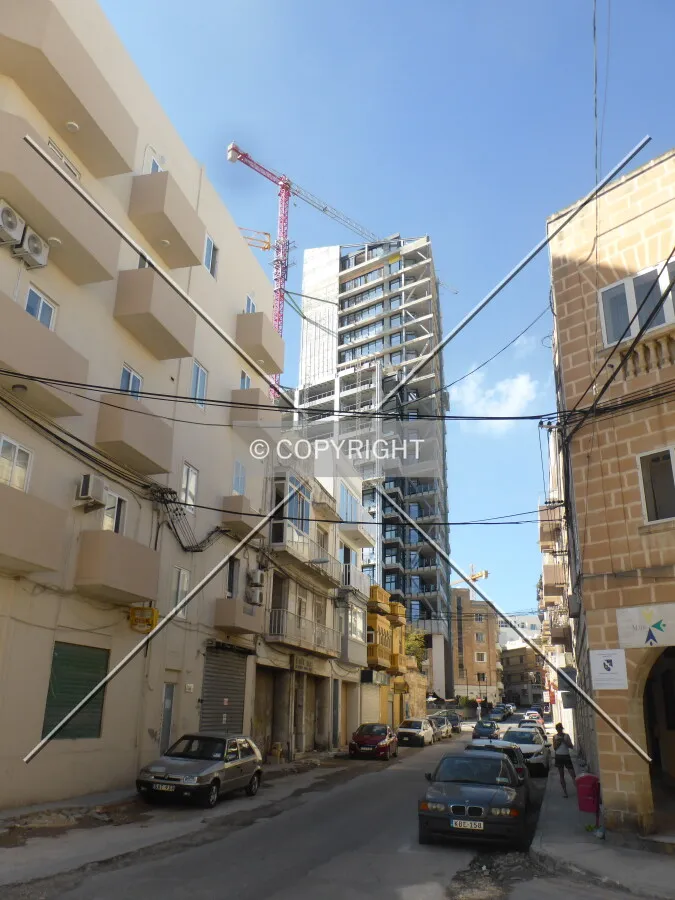 Photo 102-188-585