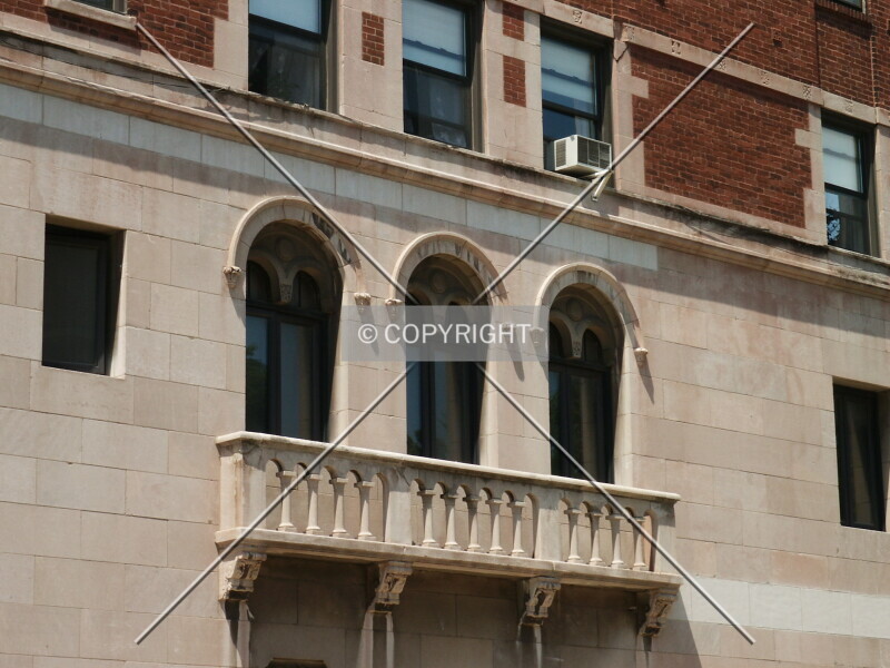 Photo 102-574-711