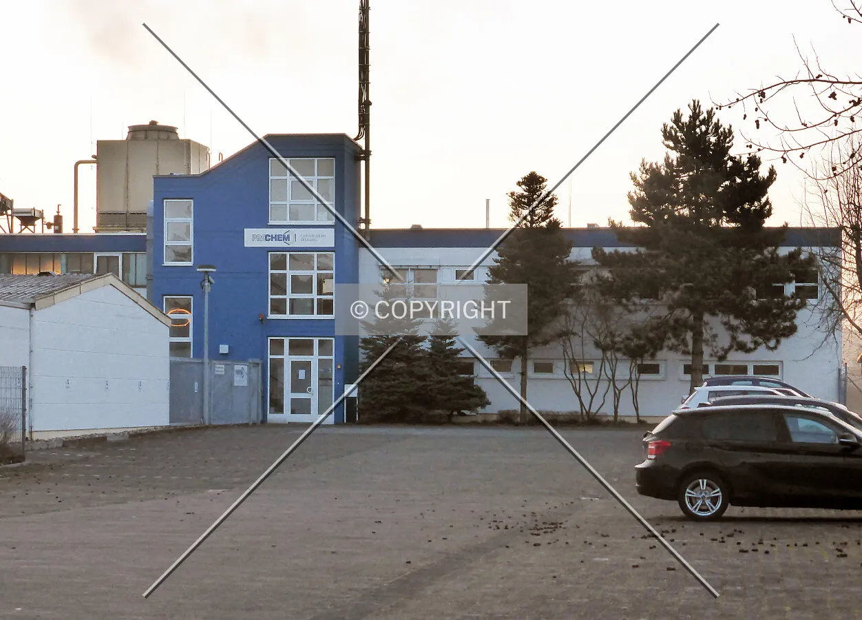Photo 102-597-925