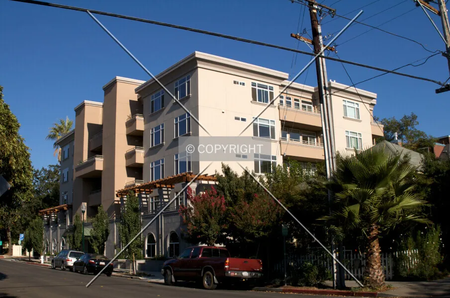 Photo 102-606-352