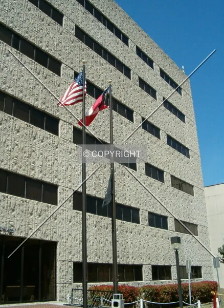 Photo 102-793-348