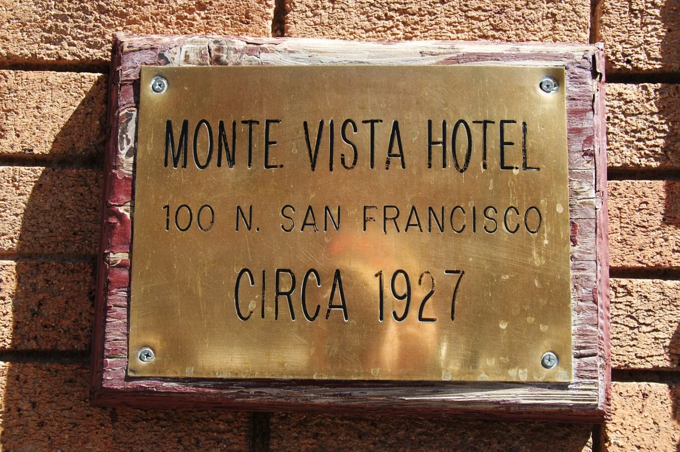 Address plaque