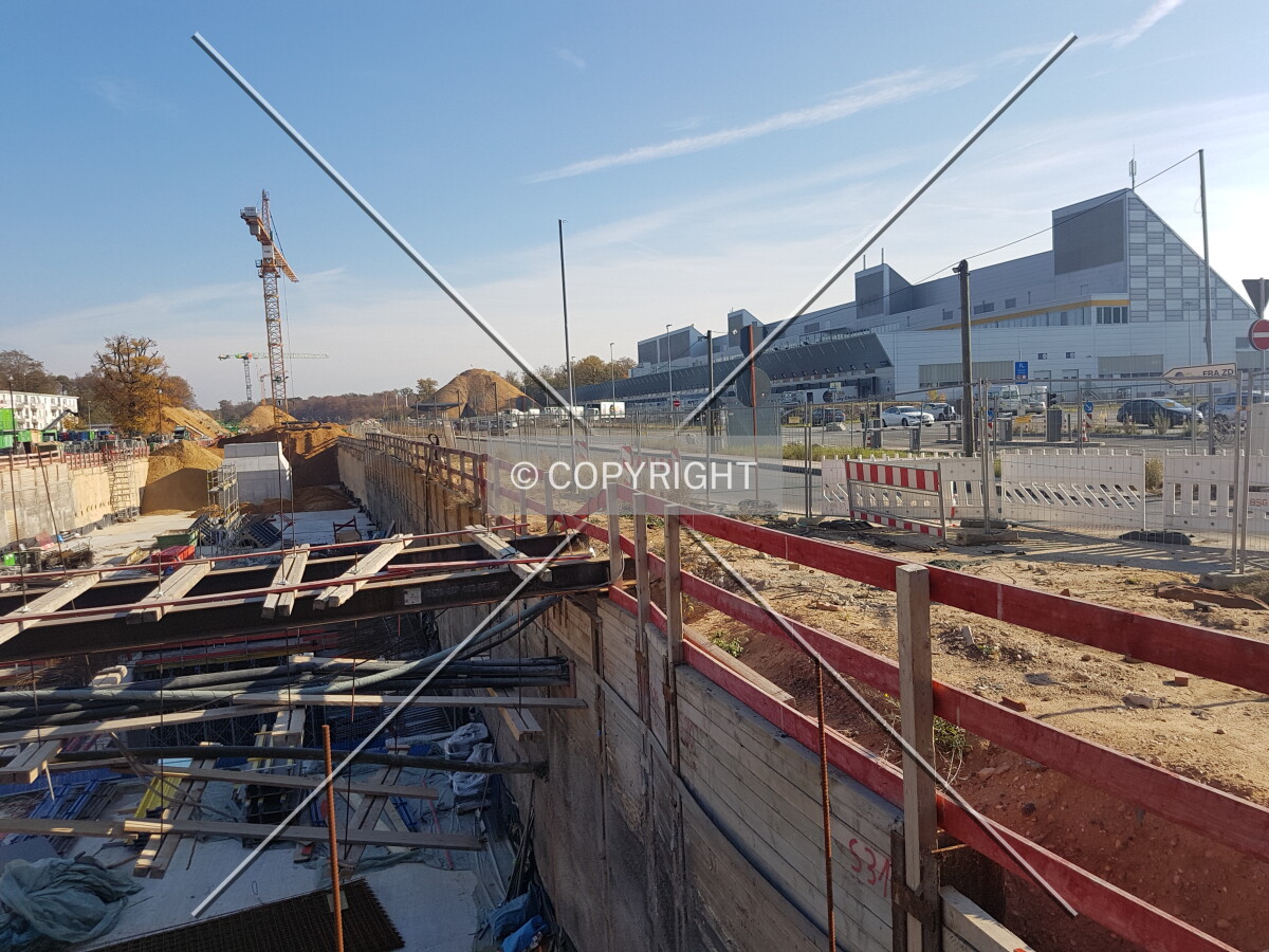 Photo 103-505-349